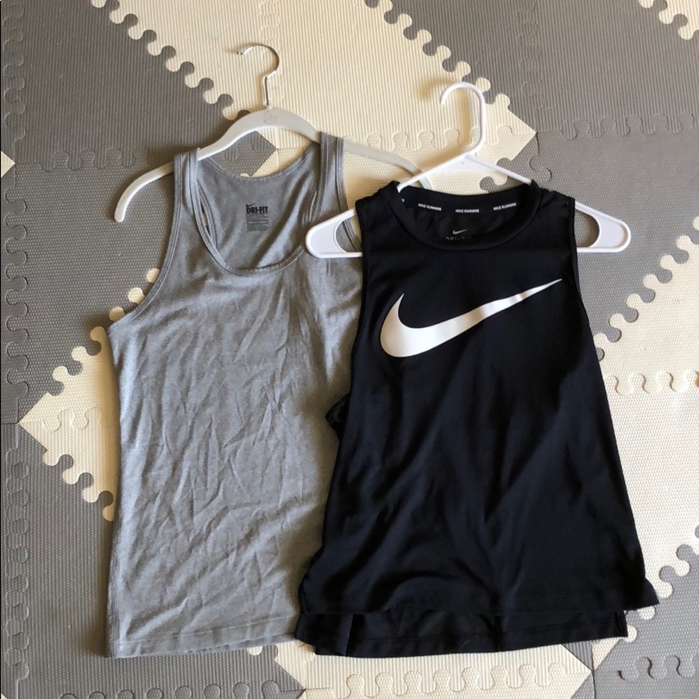 2 M Nike Racerback Dri-Fit Tops